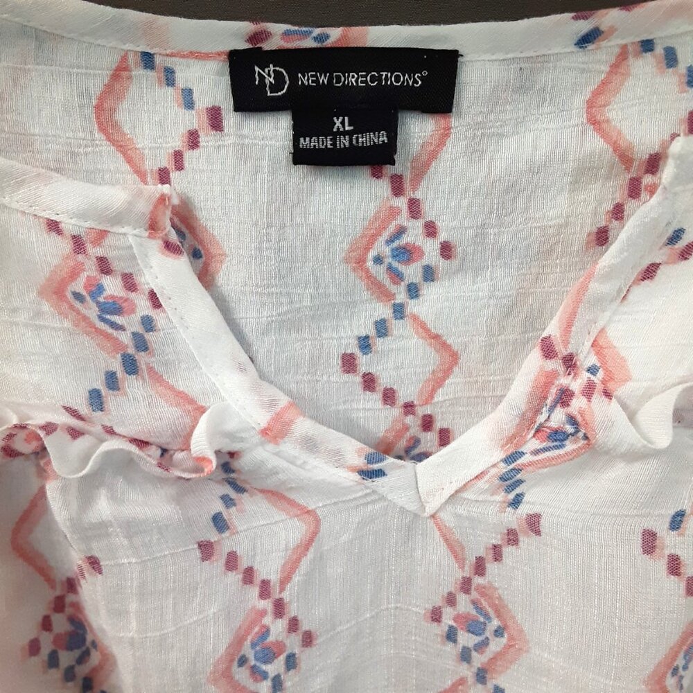 New Directions Womans Blouse Size XL, Pullover Short sleeve, V-Neck - Picture 3 of 7